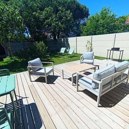 Villa Résidence 250-soulac Sur - 250 – Maison Cosy Avec Jardin Clos, Proche Centre, à Pied Mae-2473 Soulac-sur-Mer